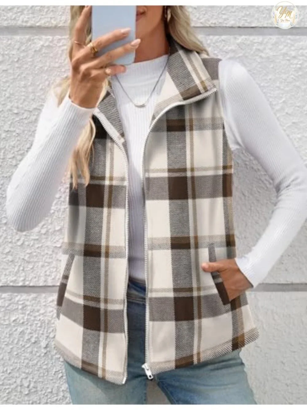 Women's Plaid Quilted Sleeveless Vest Zip Up Collared Outerwear with Pockets
